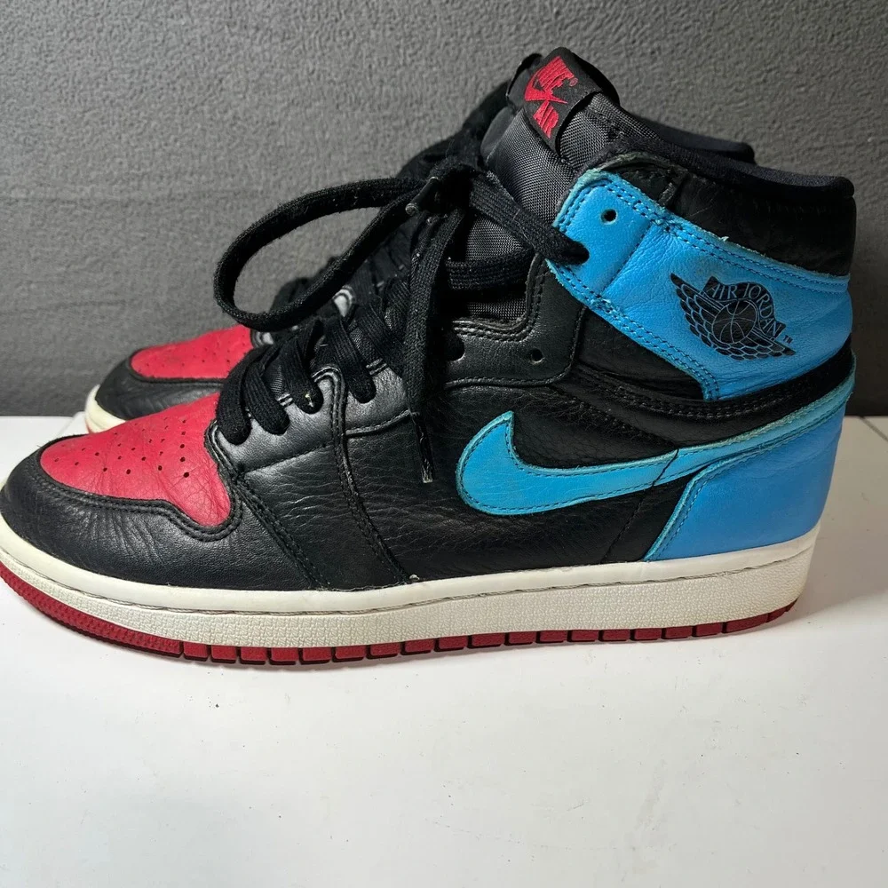 Nike Air Jordan 1 Retro High OG NC to Chi Black Red Blue Size 9 Mens